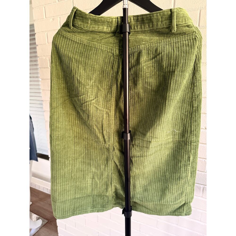 Pilcro Anthropologie Green Corduroy Button Front Midi Skirt Pockets Size 4 - Picture 7 of 9